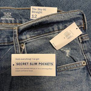 COPY - Old Navy High-Waisted Straight Leg Jeans NWT (Light Wash)